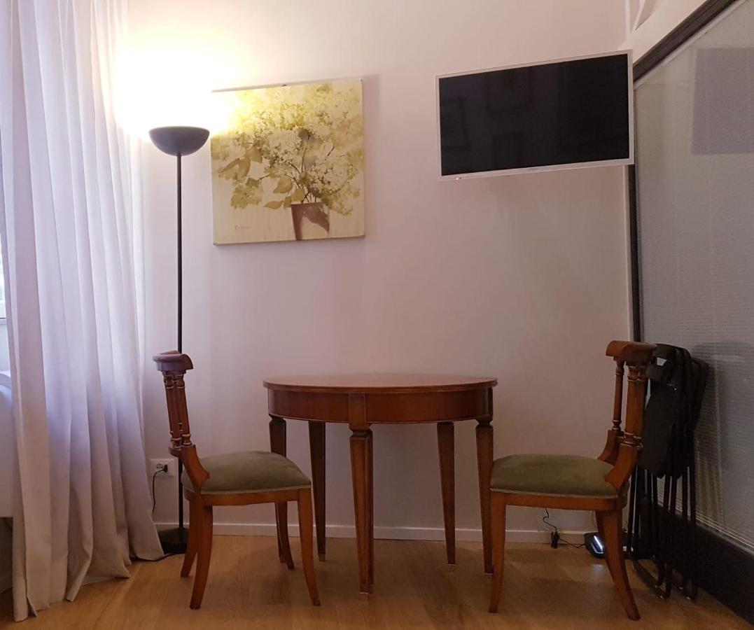 Apartamento Domus Lupae -Live In The Heart Of Roma Exterior foto